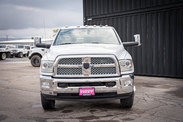 2017 Ram 3500 Laramie photo 3