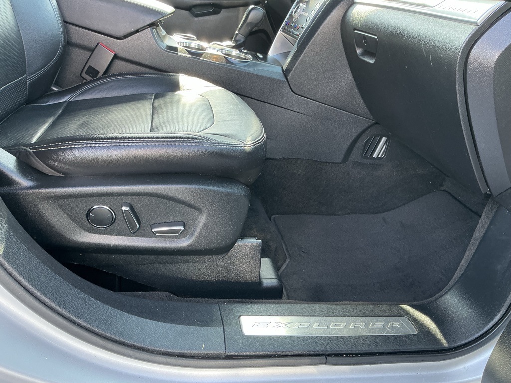 2018 Ford Explorer Limited photo 22