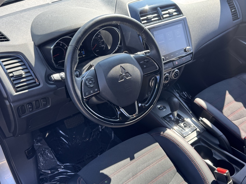 2024 Mitsubishi Outlander Sport ES LE SE photo 17