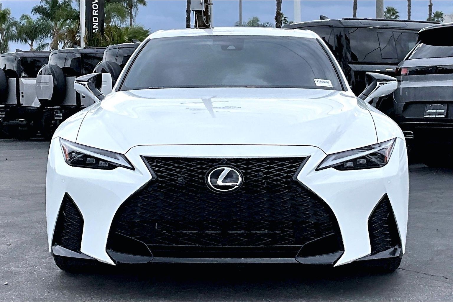 2023 Lexus IS 350 F SPORT photo 2