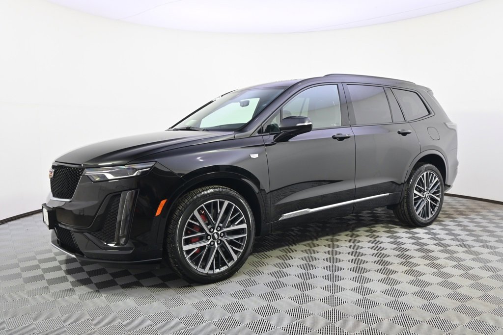 2025 Cadillac XT6 Sport photo 2