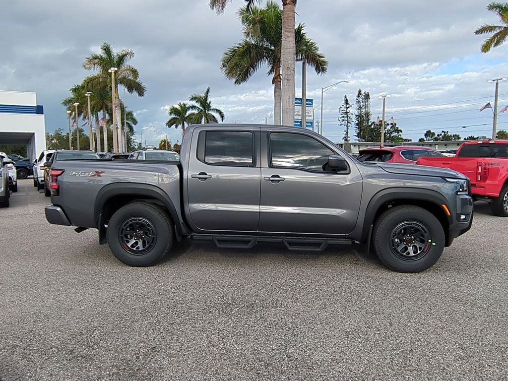 2026 Nissan Frontier PRO-X photo 3