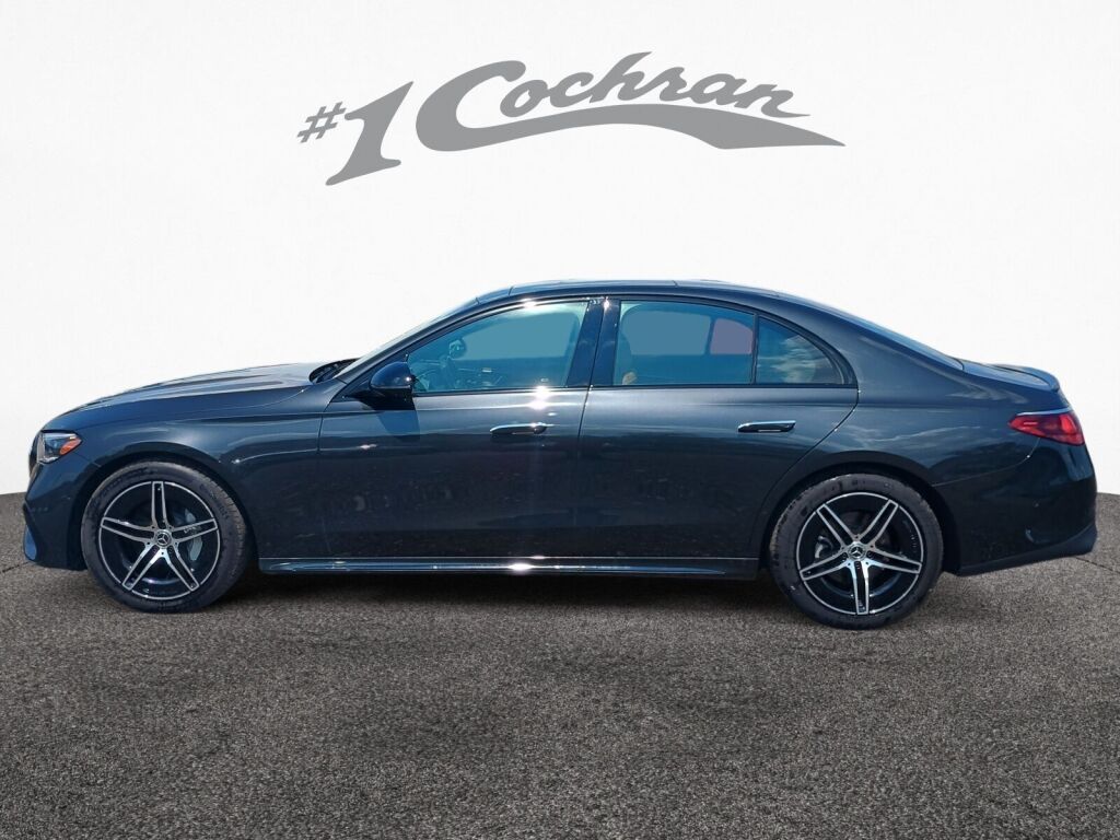 2025 Mercedes Benz E 350 4MATIC photo 4