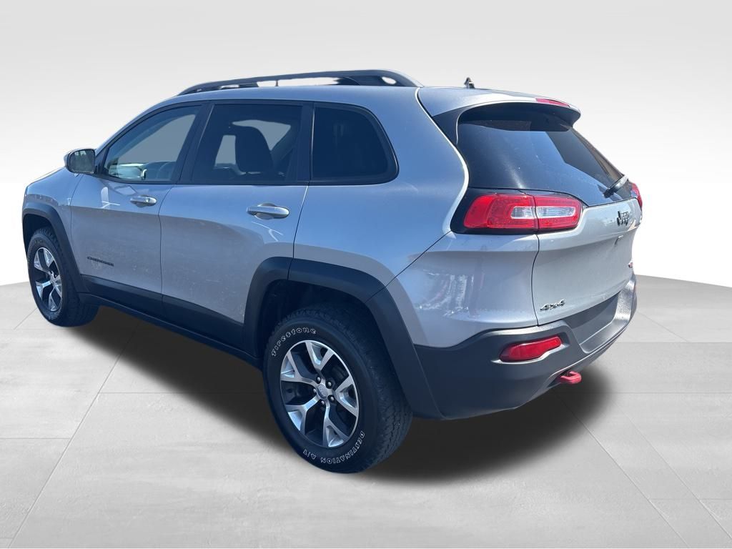 2016 Jeep Cherokee Trailhawk photo 2