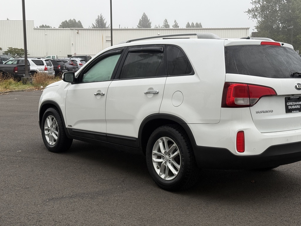 2014 Kia Sorento LX photo 3