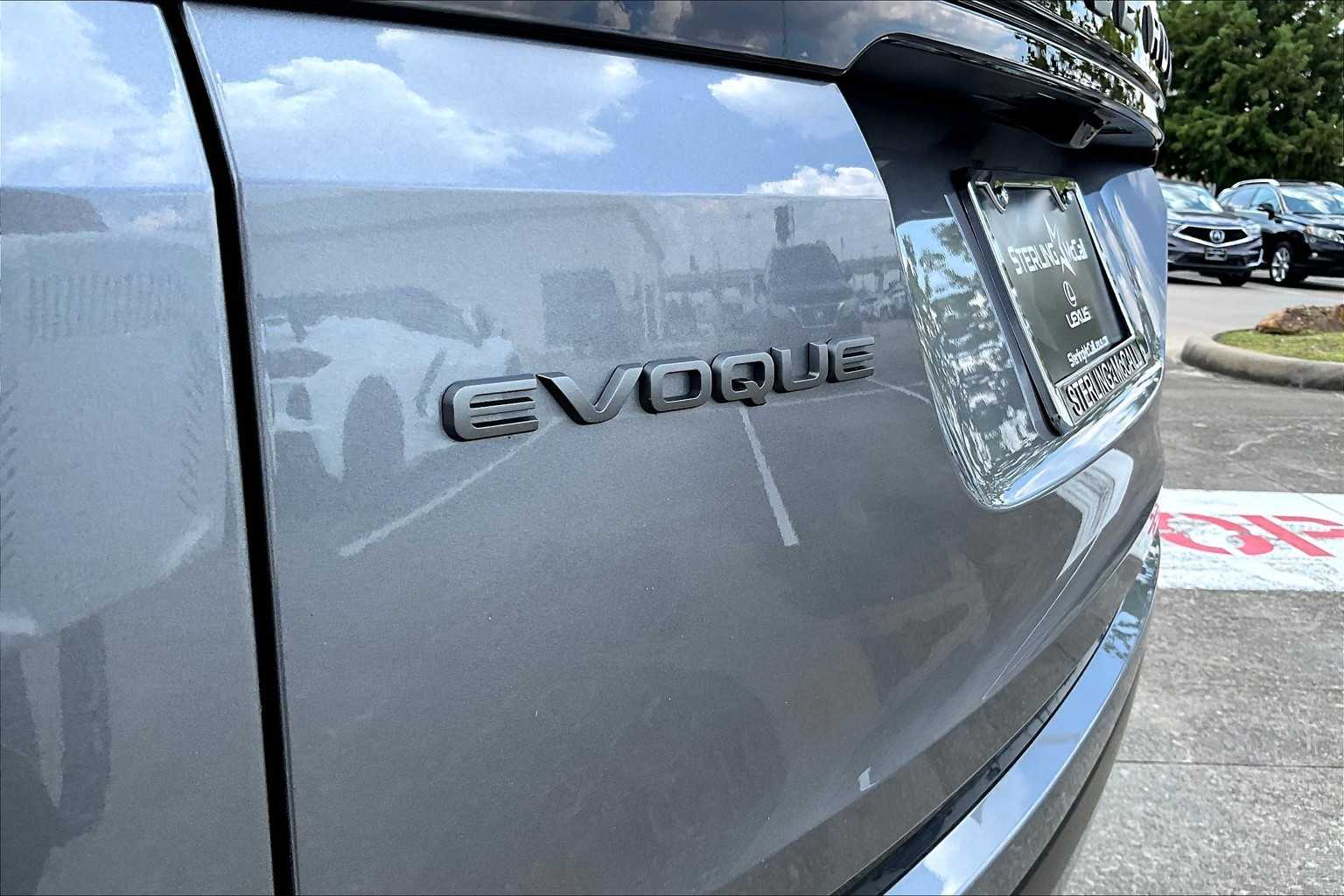 2024 Land Rover Range Rover Evoque S photo 15