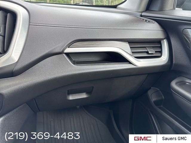 2023 Gmc Terrain SLT photo 16