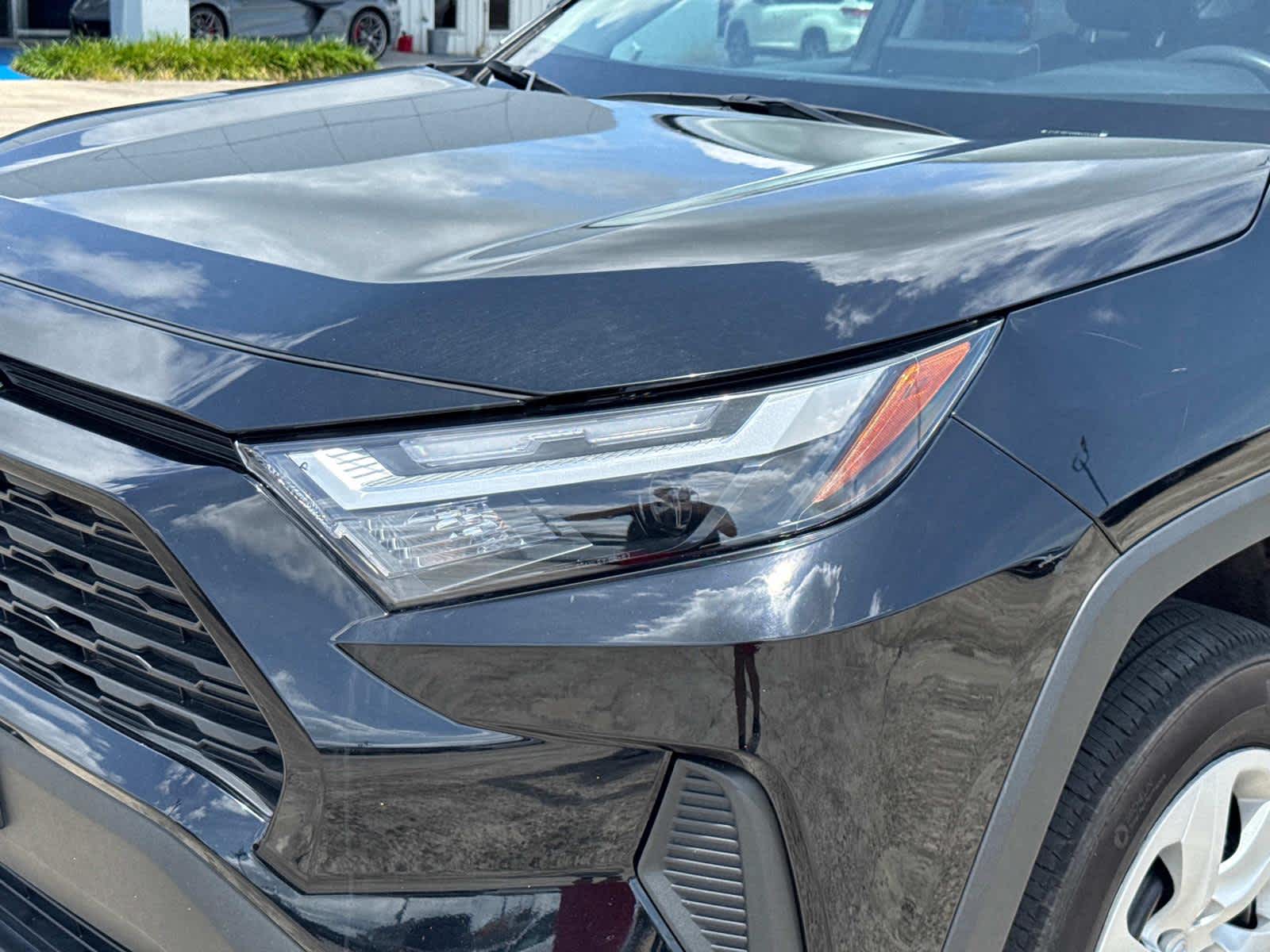 2024 Toyota RAV4 LE photo 2