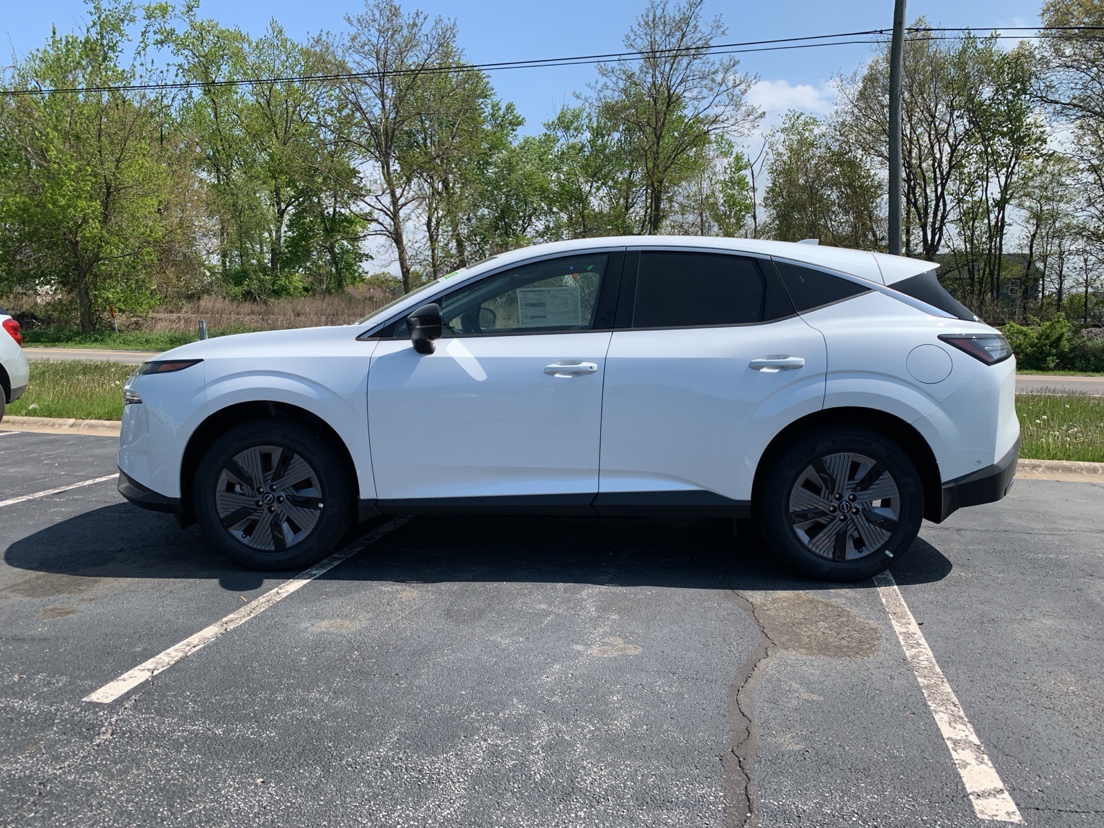 2025 Nissan Murano SL photo 2