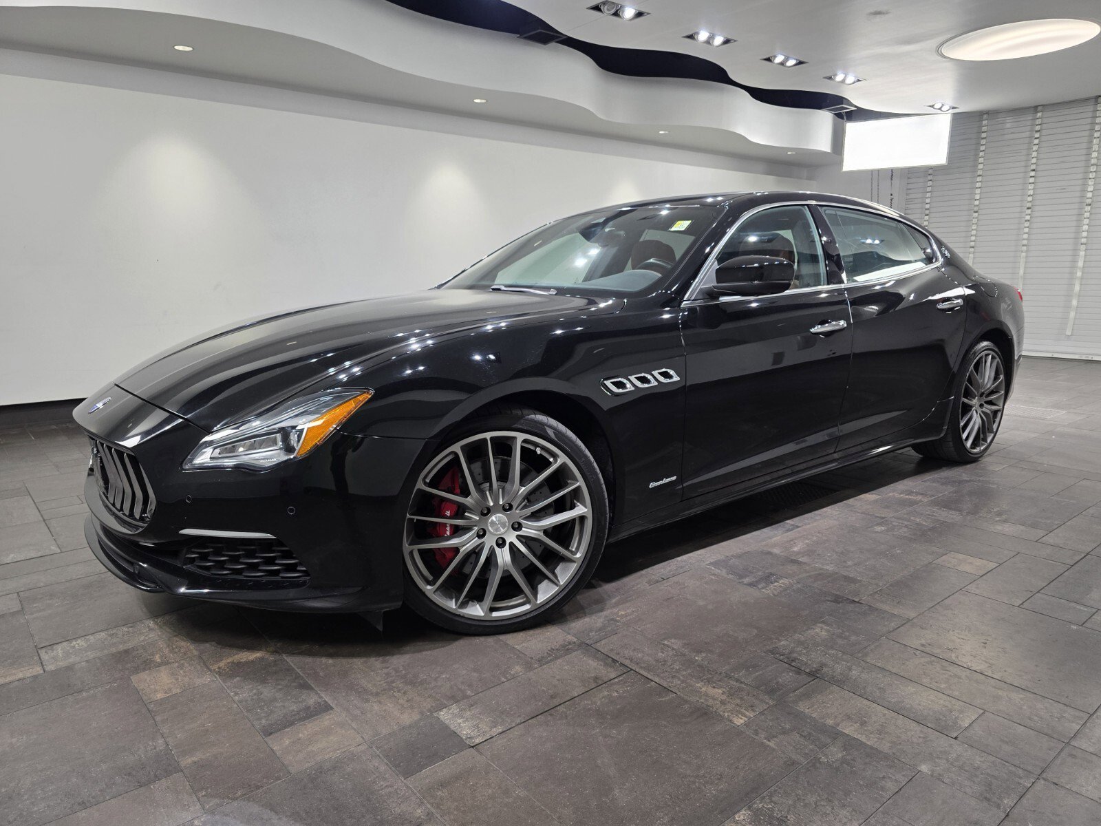 2018 Maserati Quattroporte GTS GranLusso