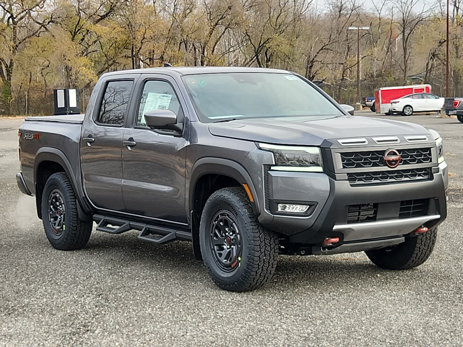 2026 Nissan Frontier PRO-4X photo 2