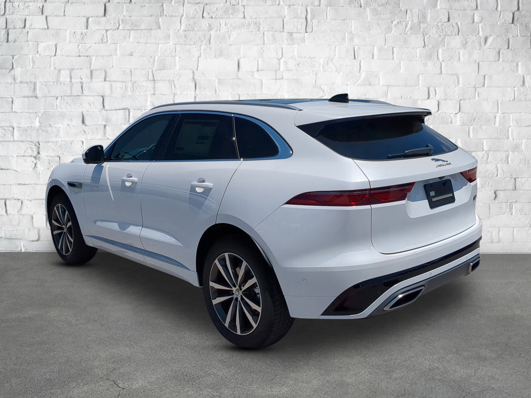 2026 Jaguar F-PACE P400 R-Dynamic S photo 4