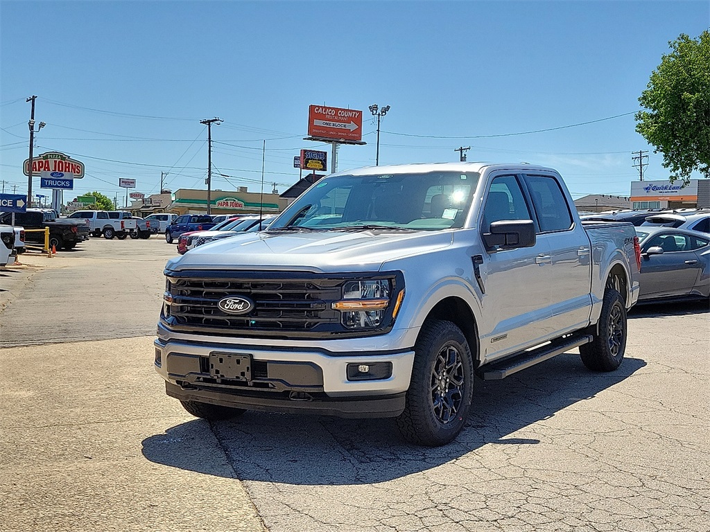2025 Ford F-150 XLT photo 2