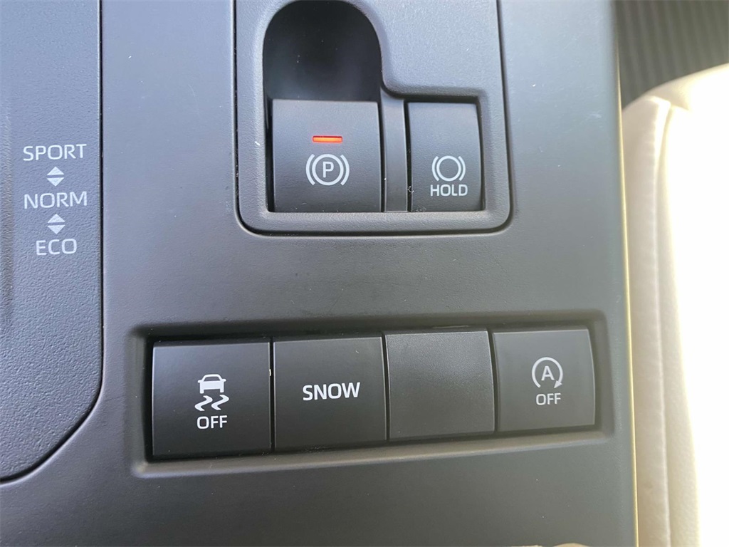 2022 Toyota Highlander XLE photo 19