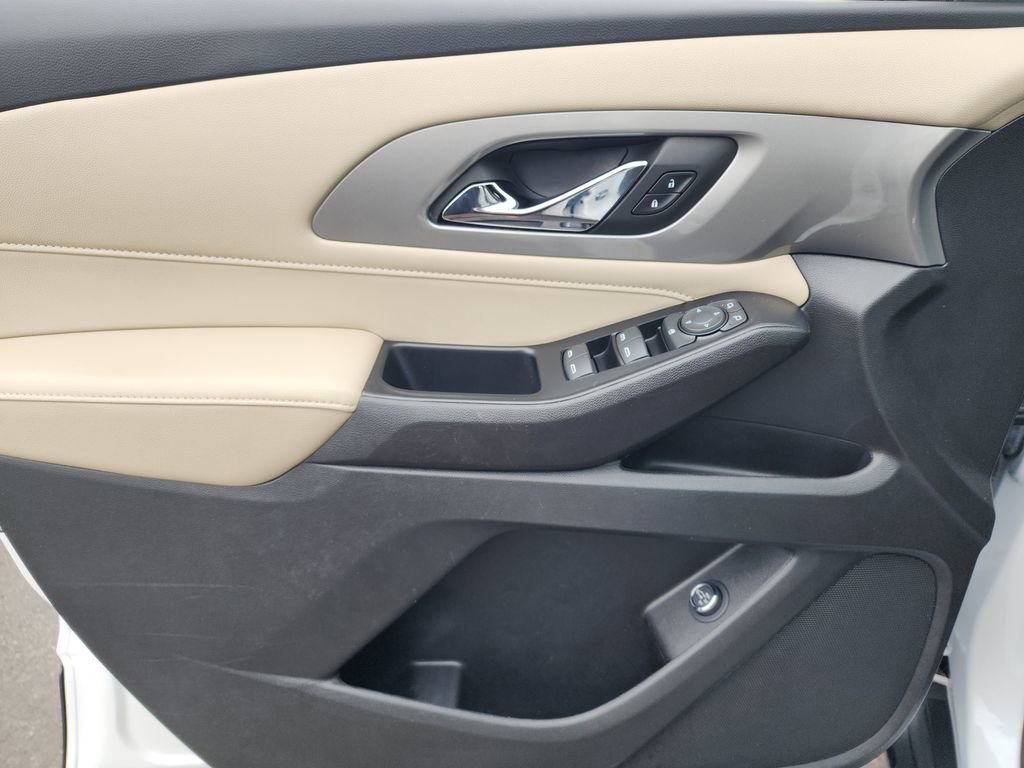 2022 Chevrolet Traverse Leather photo 19