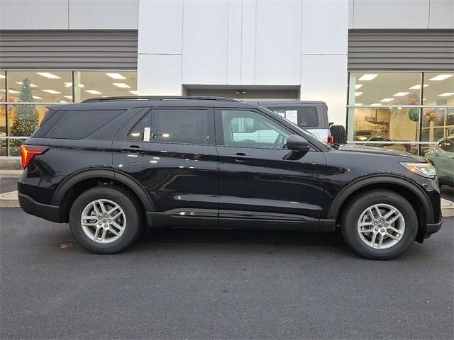 2026 Ford Explorer Active's photo