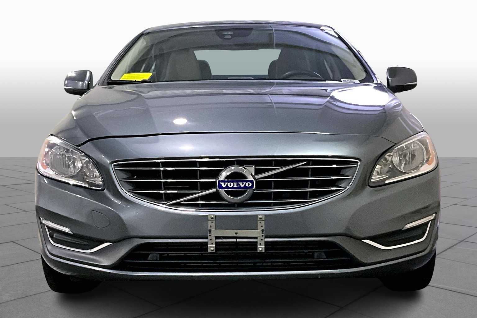 LYV402HK9JB173491