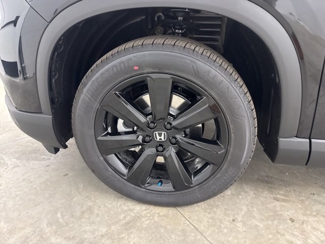 2025 Honda Pilot Black Edition photo 9