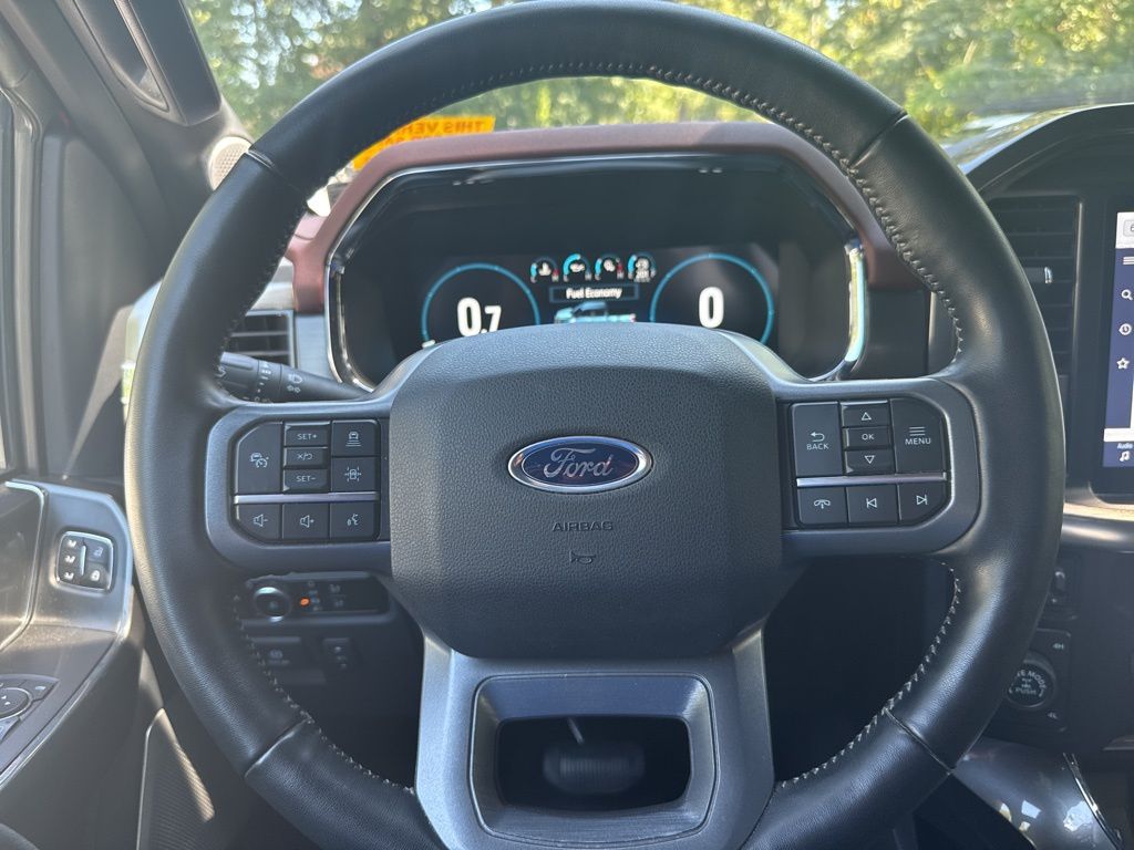 2023 Ford F-150 Lariat photo 17