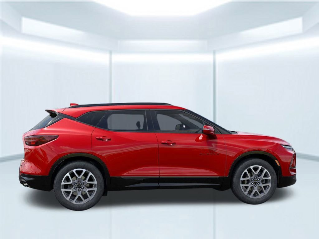 2025 Chevrolet Blazer RS photo 4