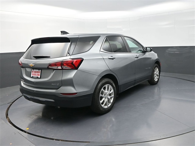 2023 Chevrolet Equinox LT photo 4