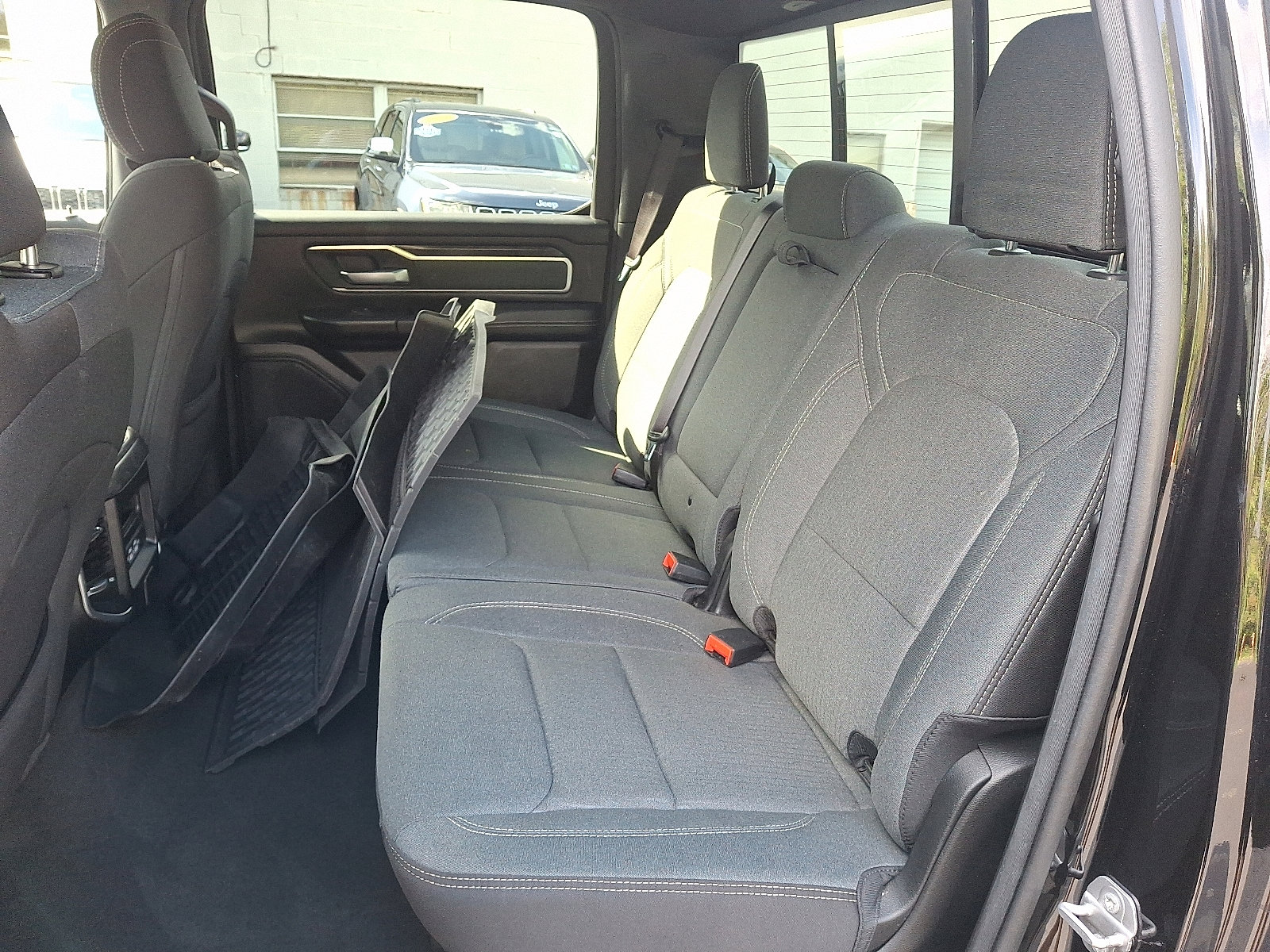 2022 Ram 1500 Big Horn photo 8