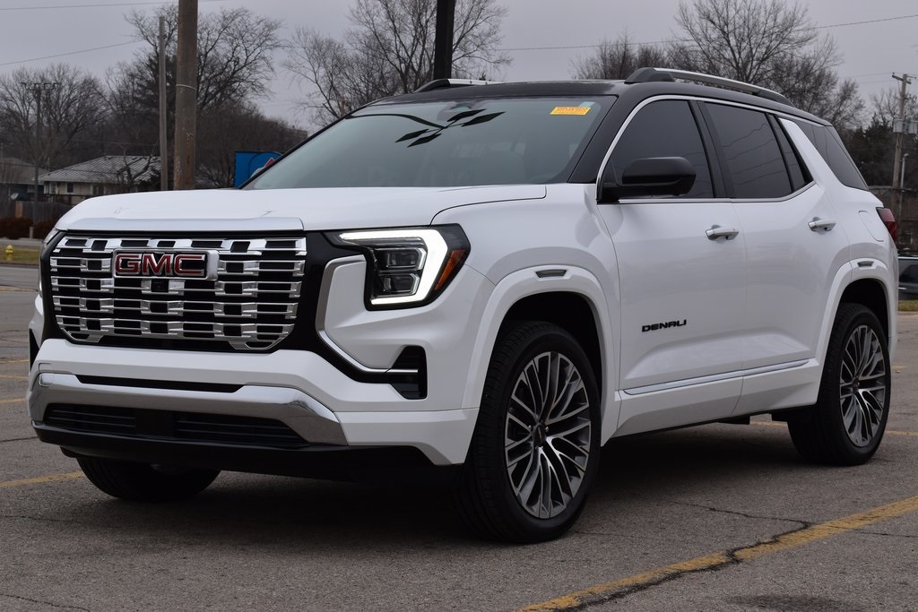 2026 GMC Terrain Denali's photo