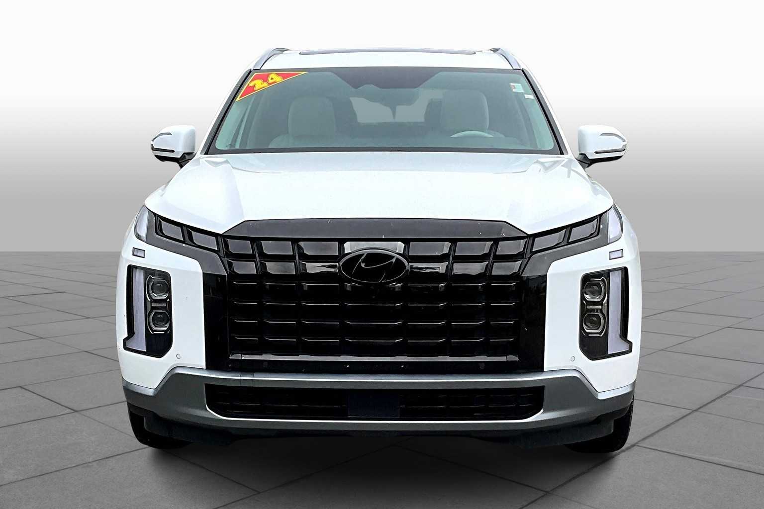 2024 Hyundai Palisade Limited photo 3