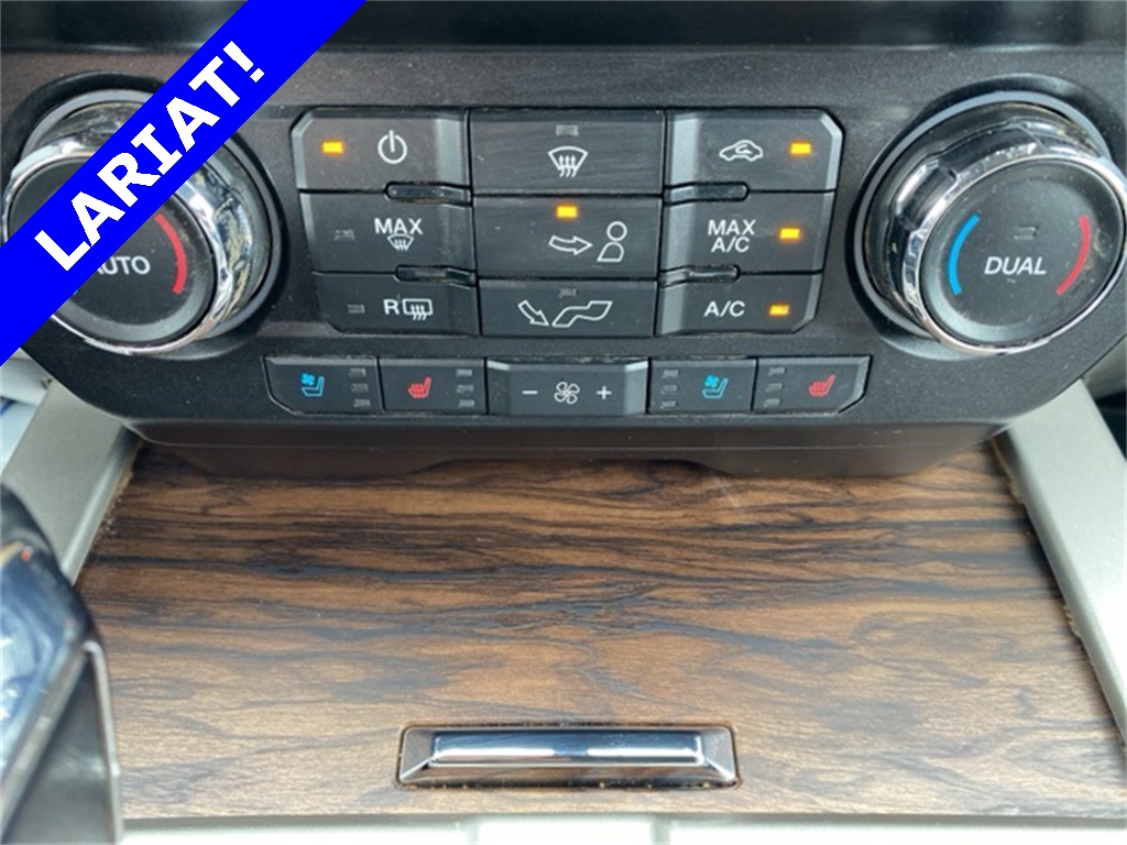 2020 Ford F-150 Lariat photo 29