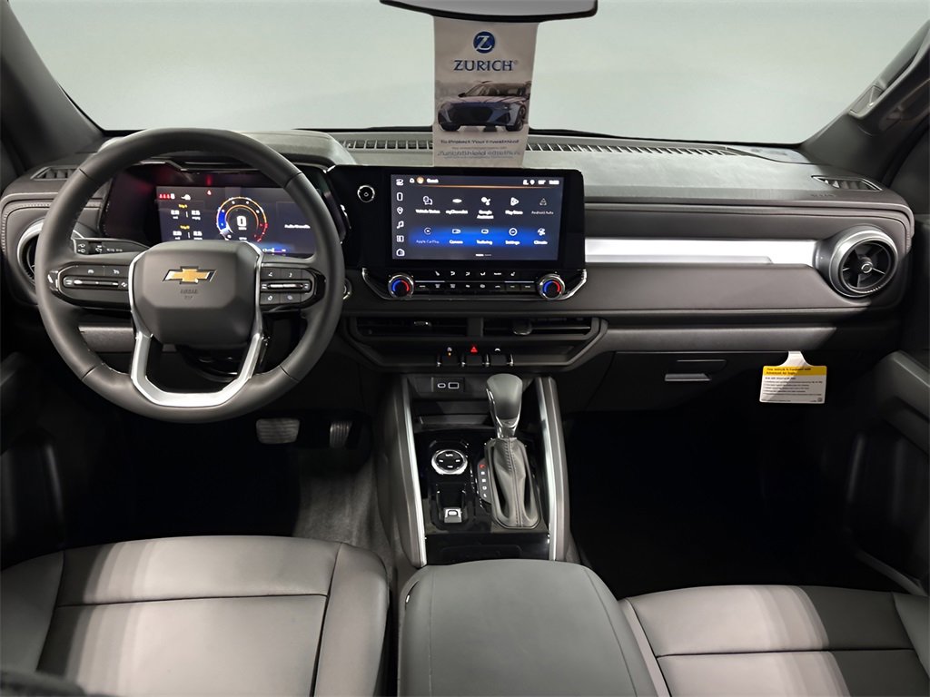2026 Chevrolet Colorado LT photo 9