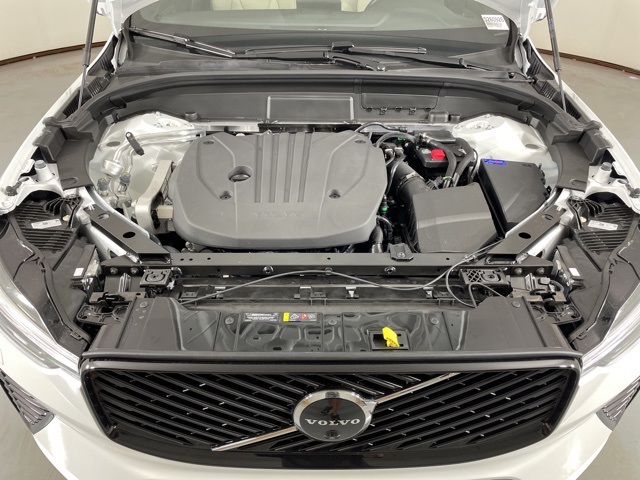 2026 Volvo XC60 Plus photo 46