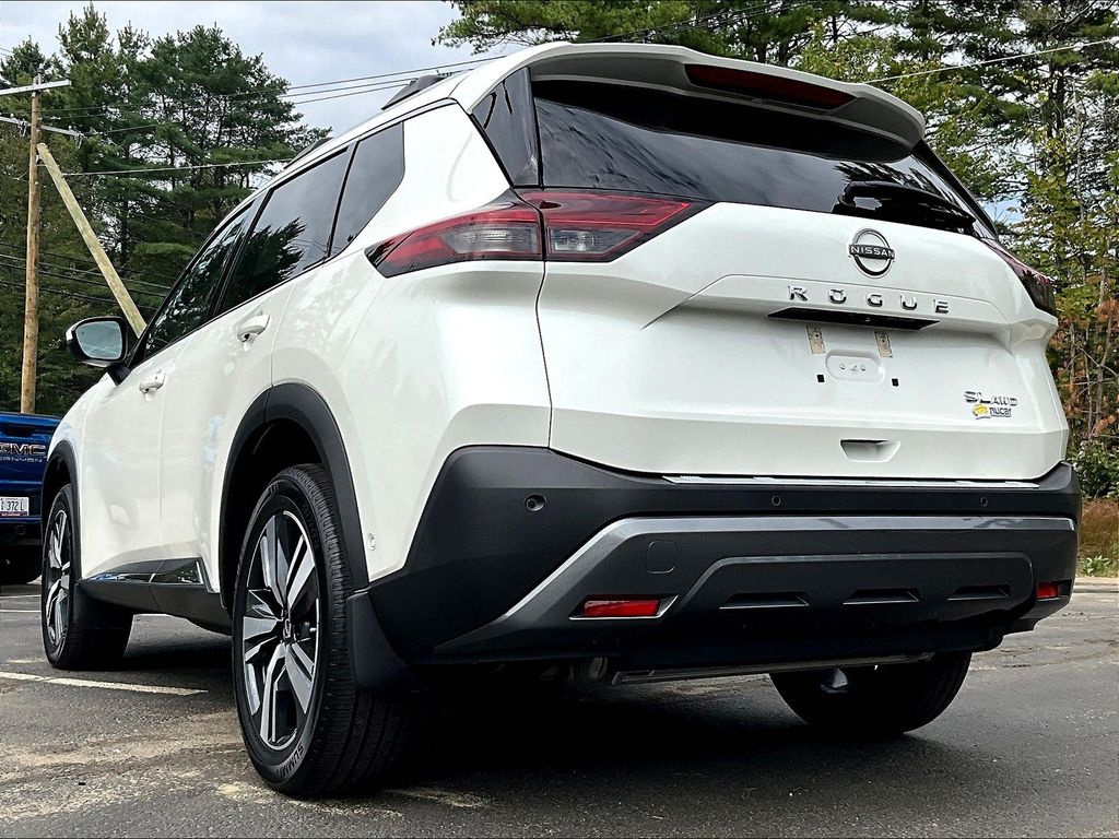 2023 Nissan Rogue SL photo 6
