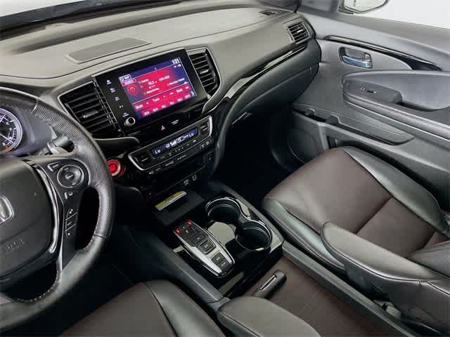 2022 Honda Ridgeline Black Edition photo 23