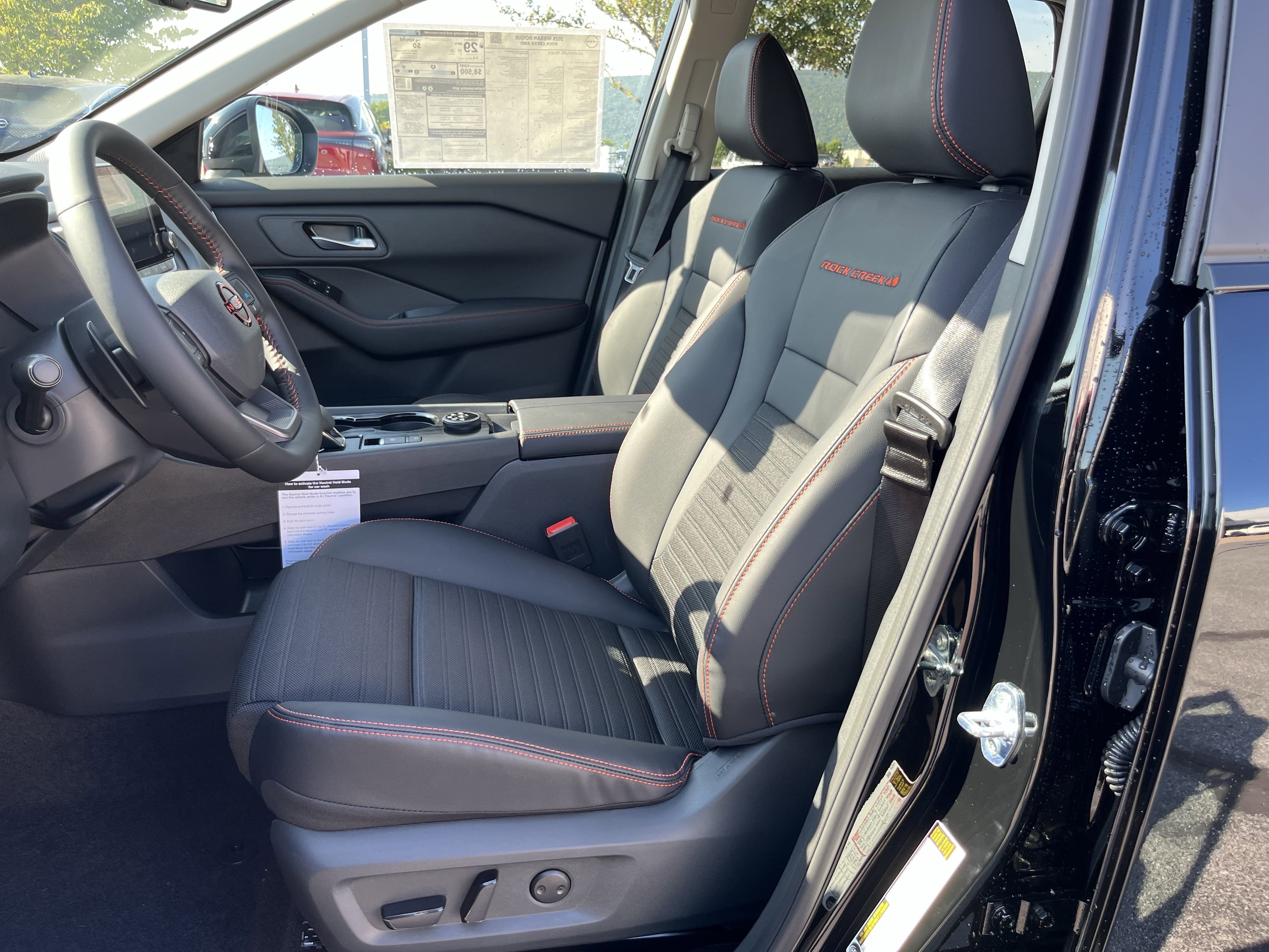 2026 Nissan Rogue SV photo 3