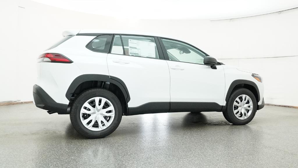 2026 Toyota Corolla Cross L photo 23
