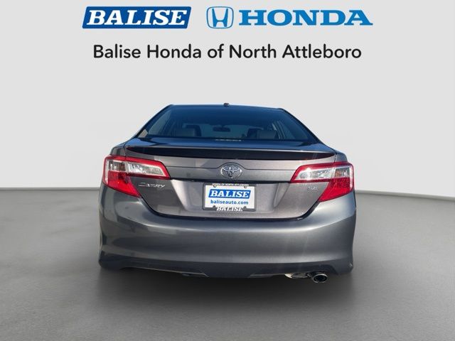 2014 Toyota Camry L photo 3
