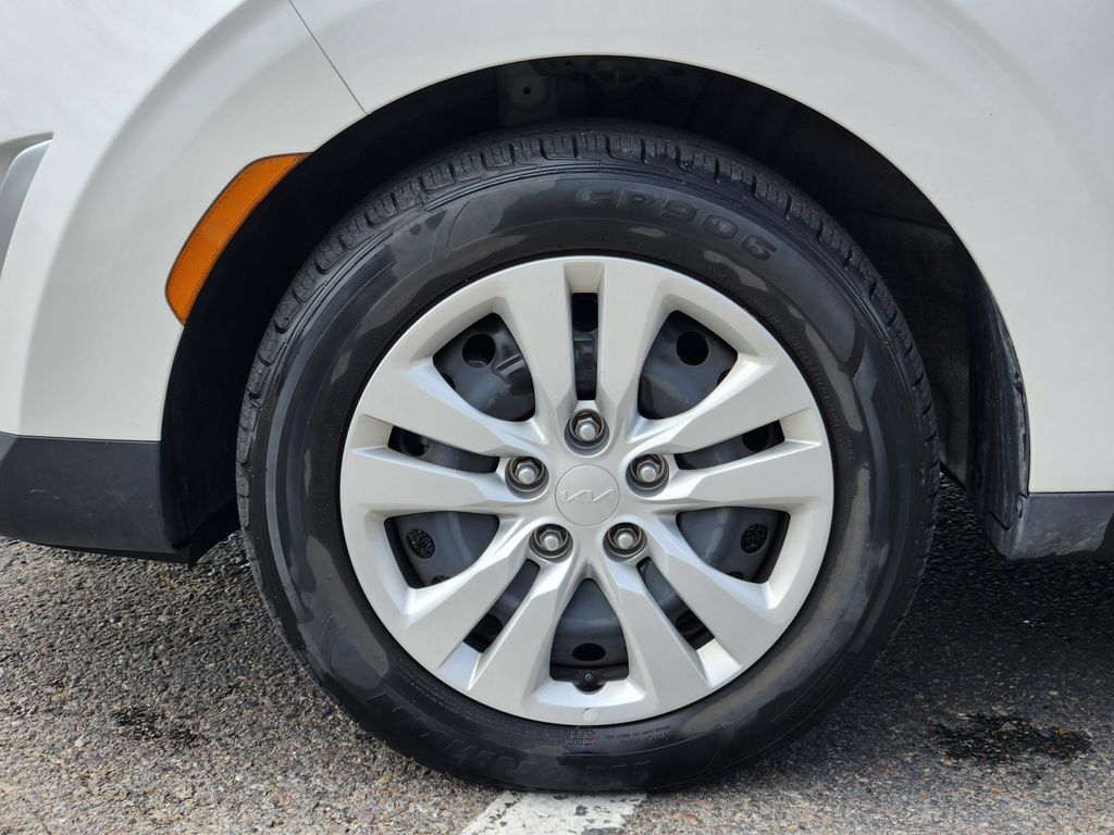 2023 Kia Soul LX photo 6