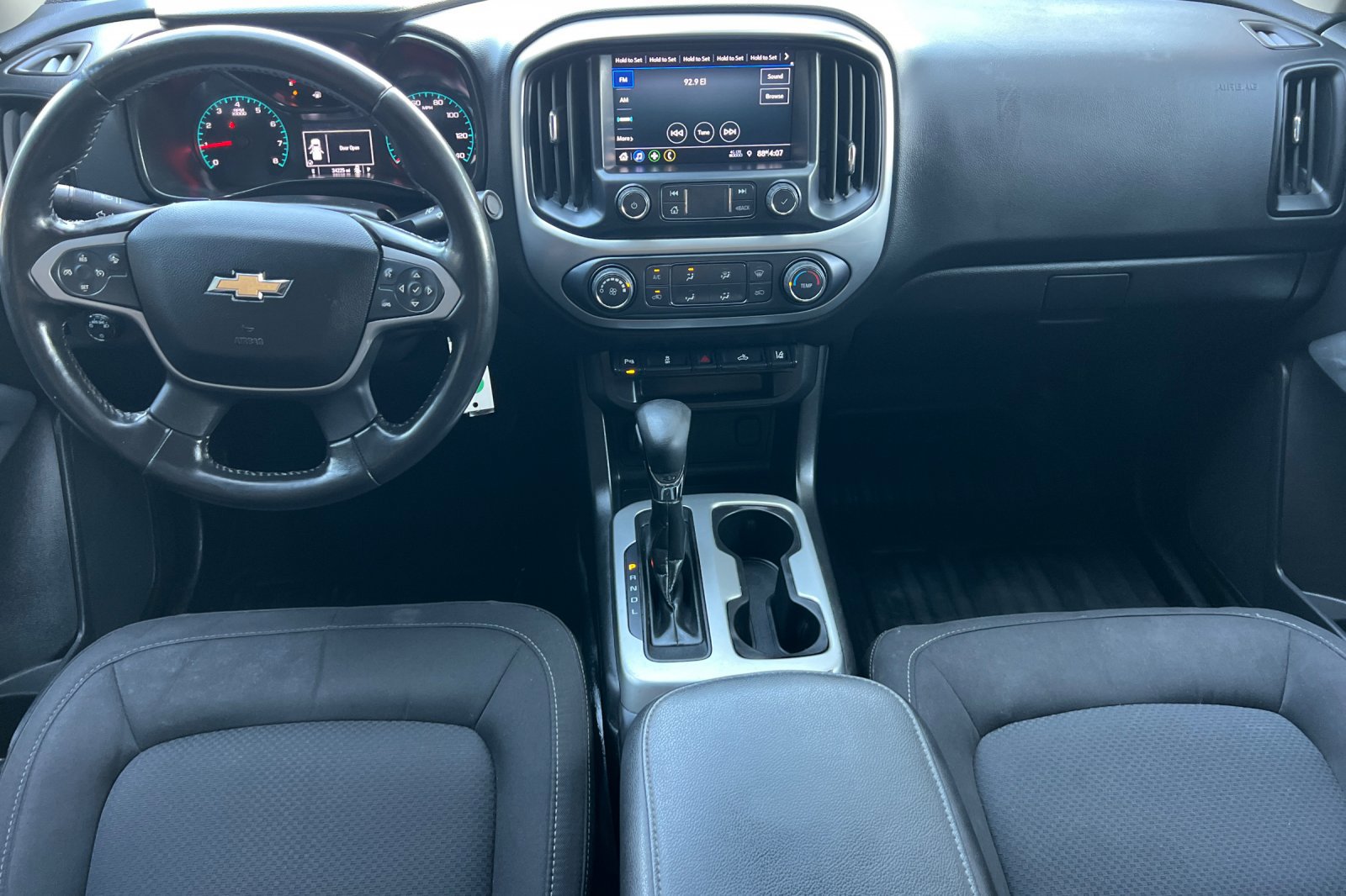 2022 Chevrolet Colorado LT photo 12