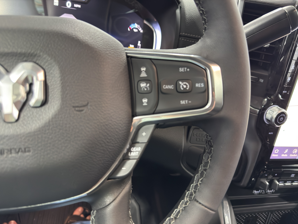 2025 Ram 2500 Laramie photo 25