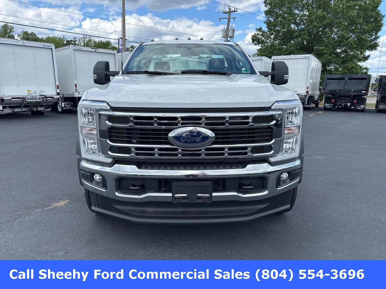 2024 Ford F-550 photo 3