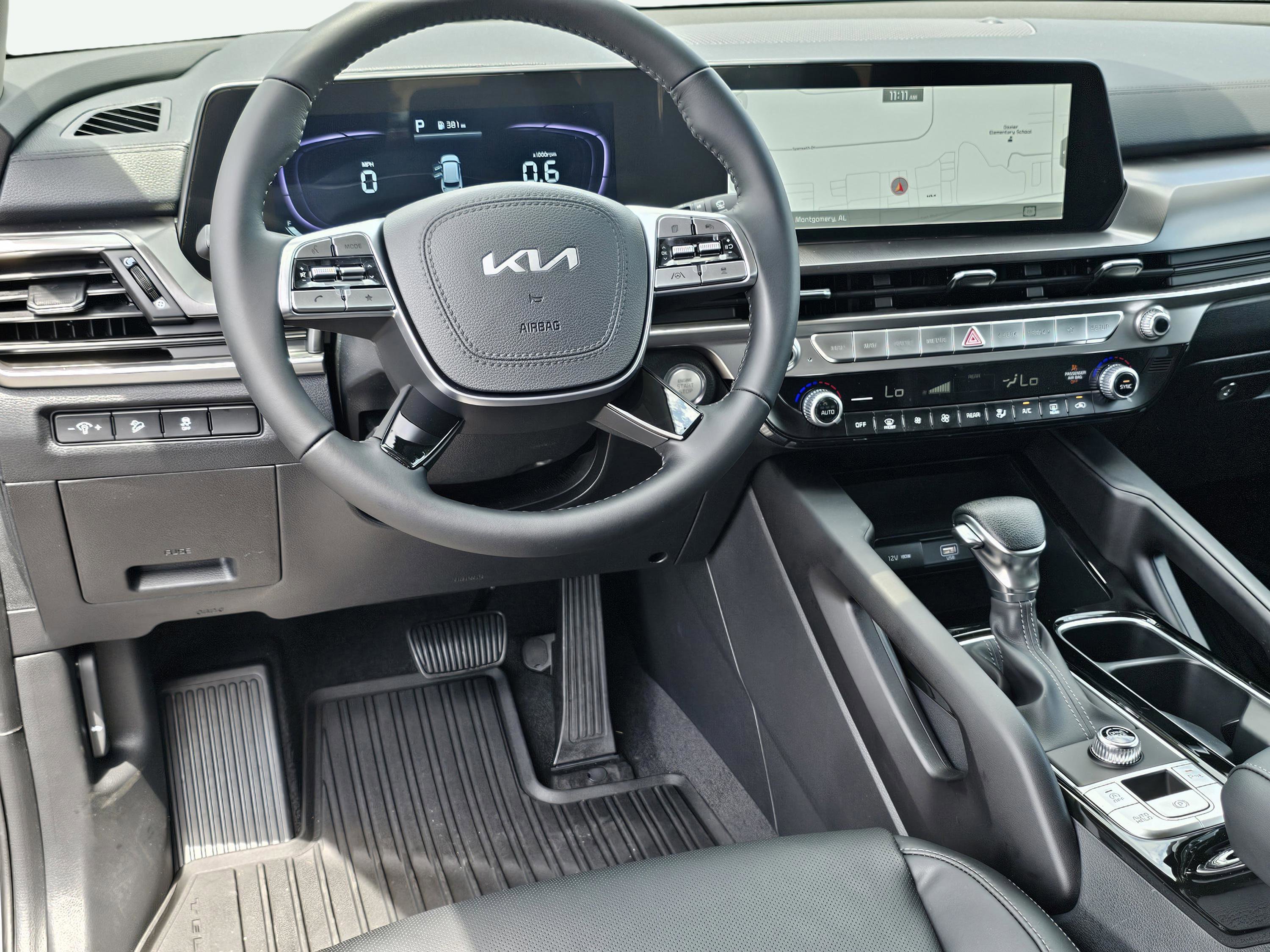 2025 Kia Telluride LX photo 31
