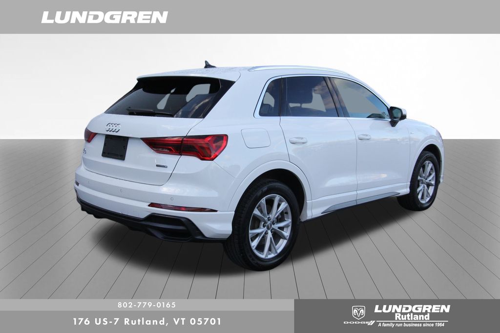 2021 Audi Q3 Premium S line photo 3