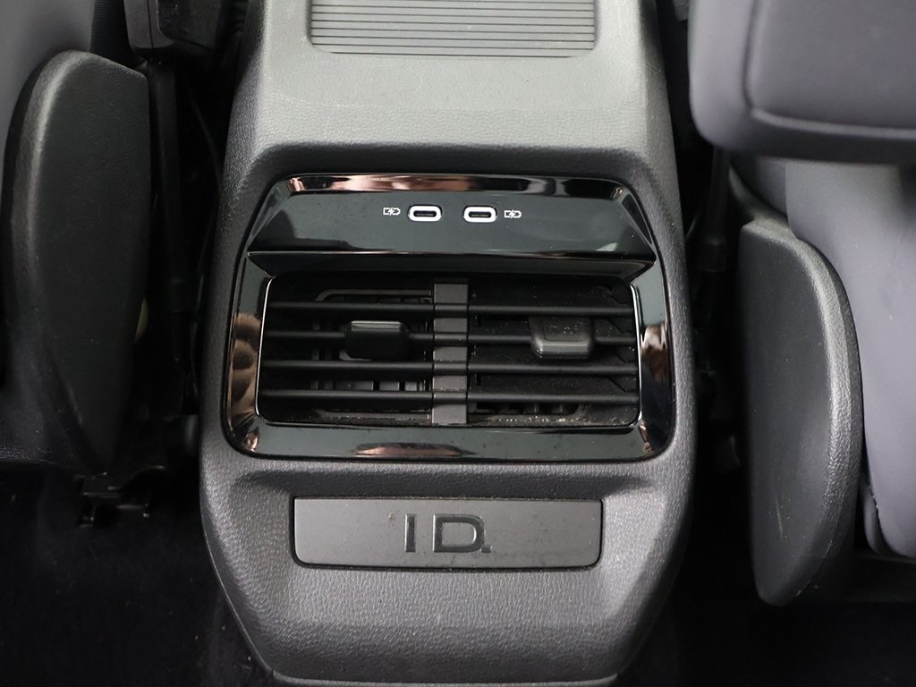2022 Volkswagen ID.4 Pro S photo 44