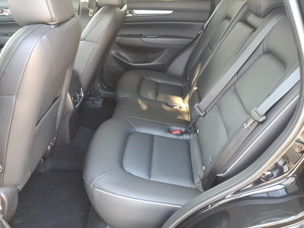 2025 Mazda CX-5 2.5 Select photo 16
