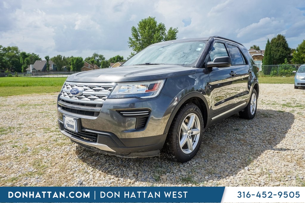 2019 Ford Explorer XLT photo 4