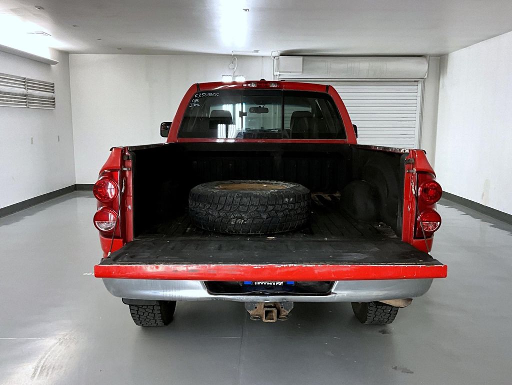 2008 Dodge Ram SLT photo 21