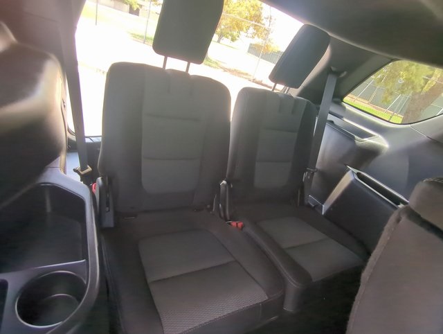 2017 Ford Explorer XLT photo 23