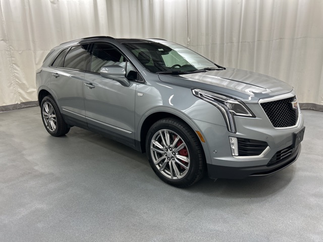 2024 Cadillac XT5 Sport's photo