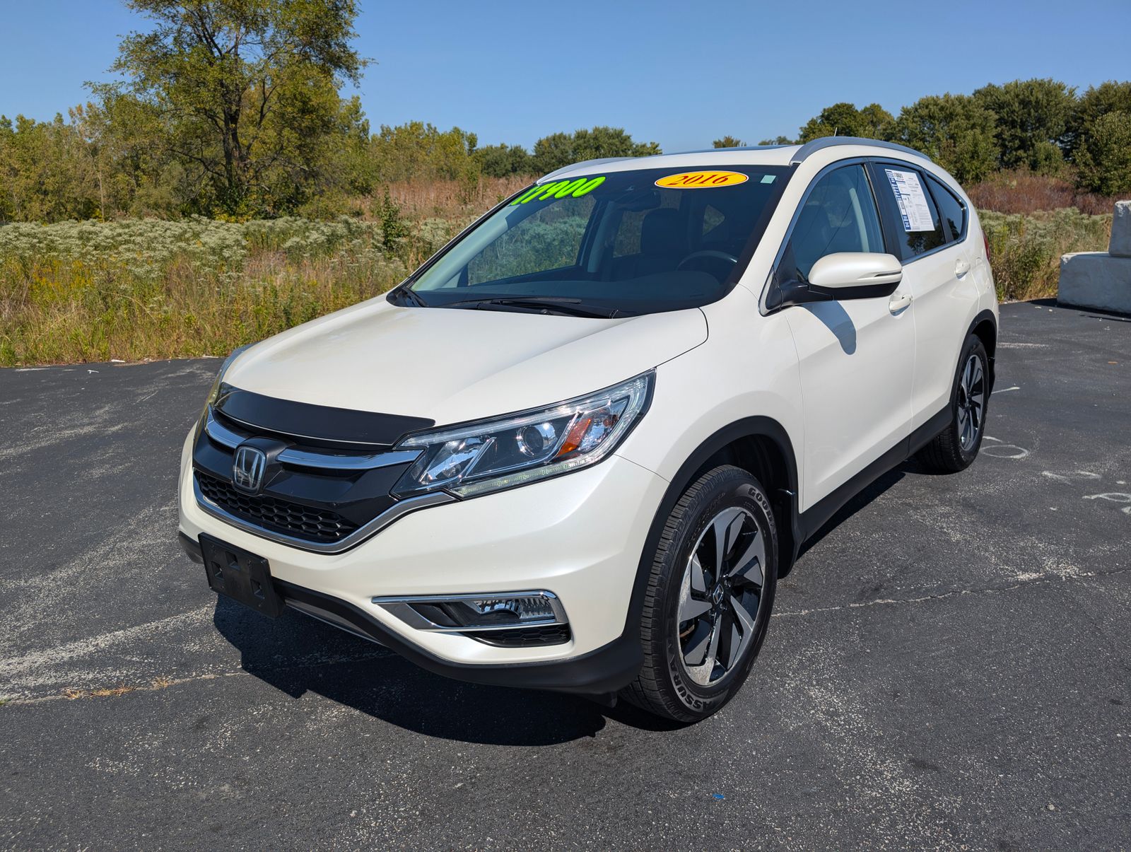 2016 Honda CR-V Touring photo 2