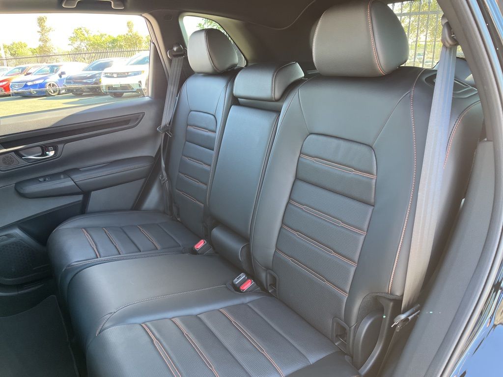 2026 Honda CR-V Hybrid Sport-L photo 12